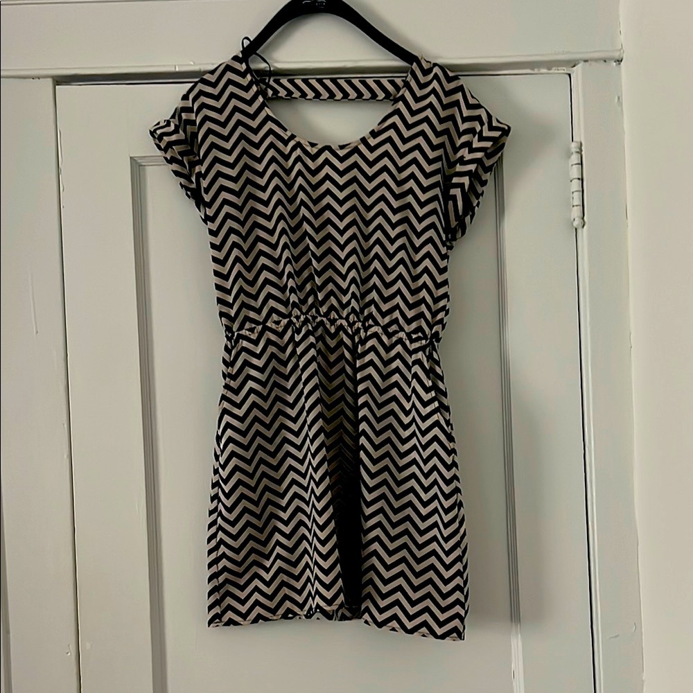 Chevron Patterned Black and Cream Dress with pockets.